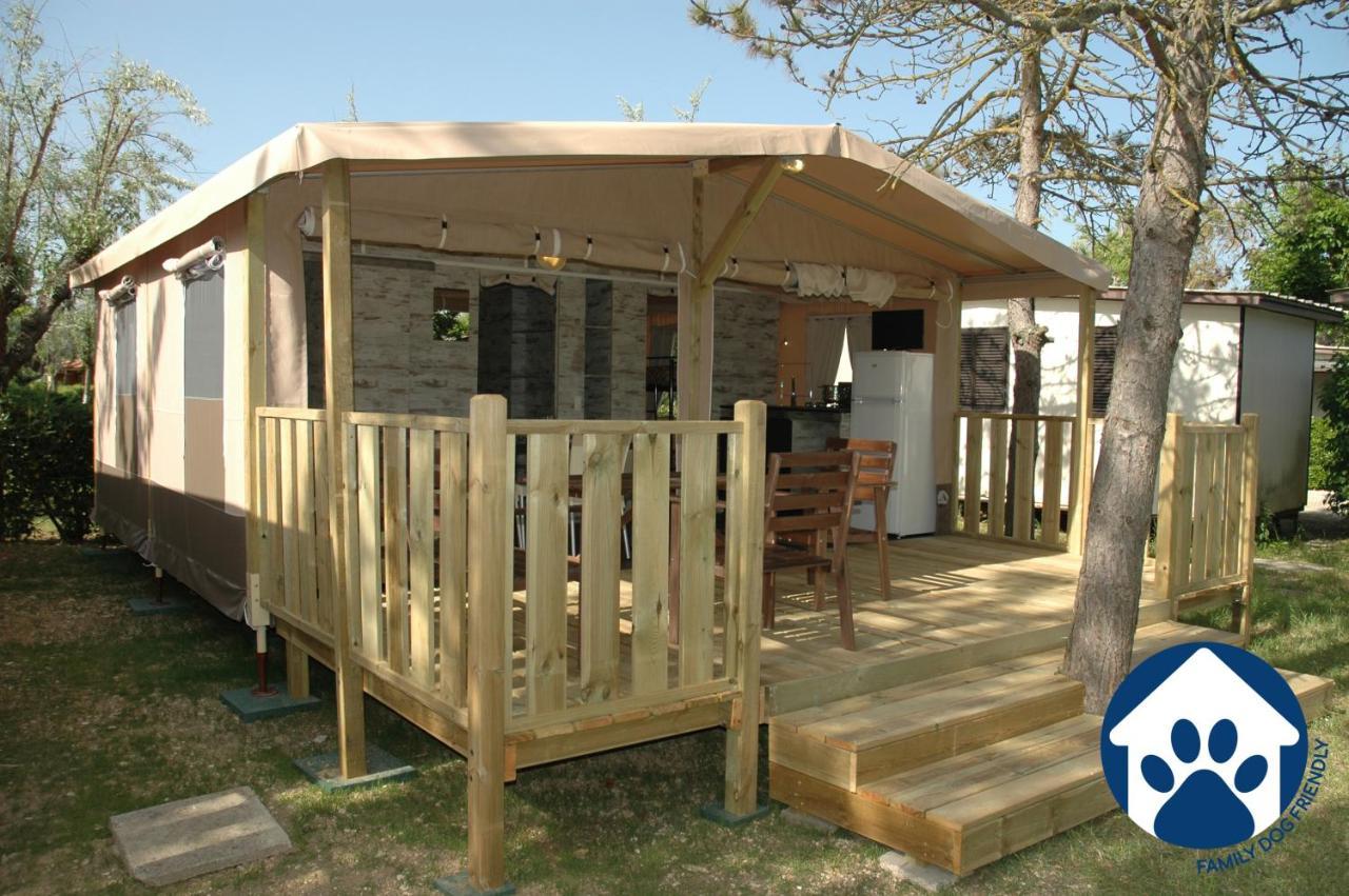 La Risacca Family Camping Village Porto SantʼElpidio Esterno foto