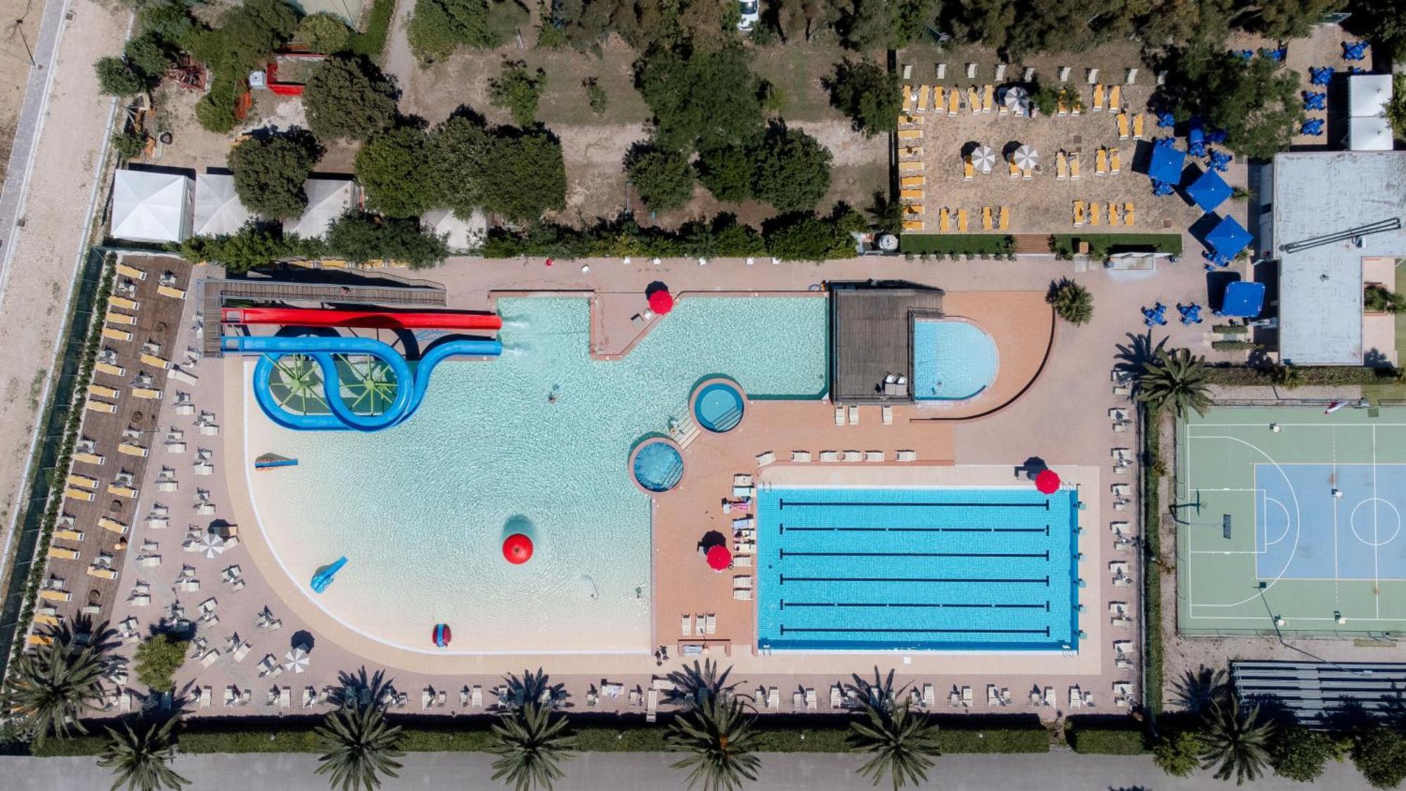 La Risacca Family Camping Village Porto SantʼElpidio Esterno foto